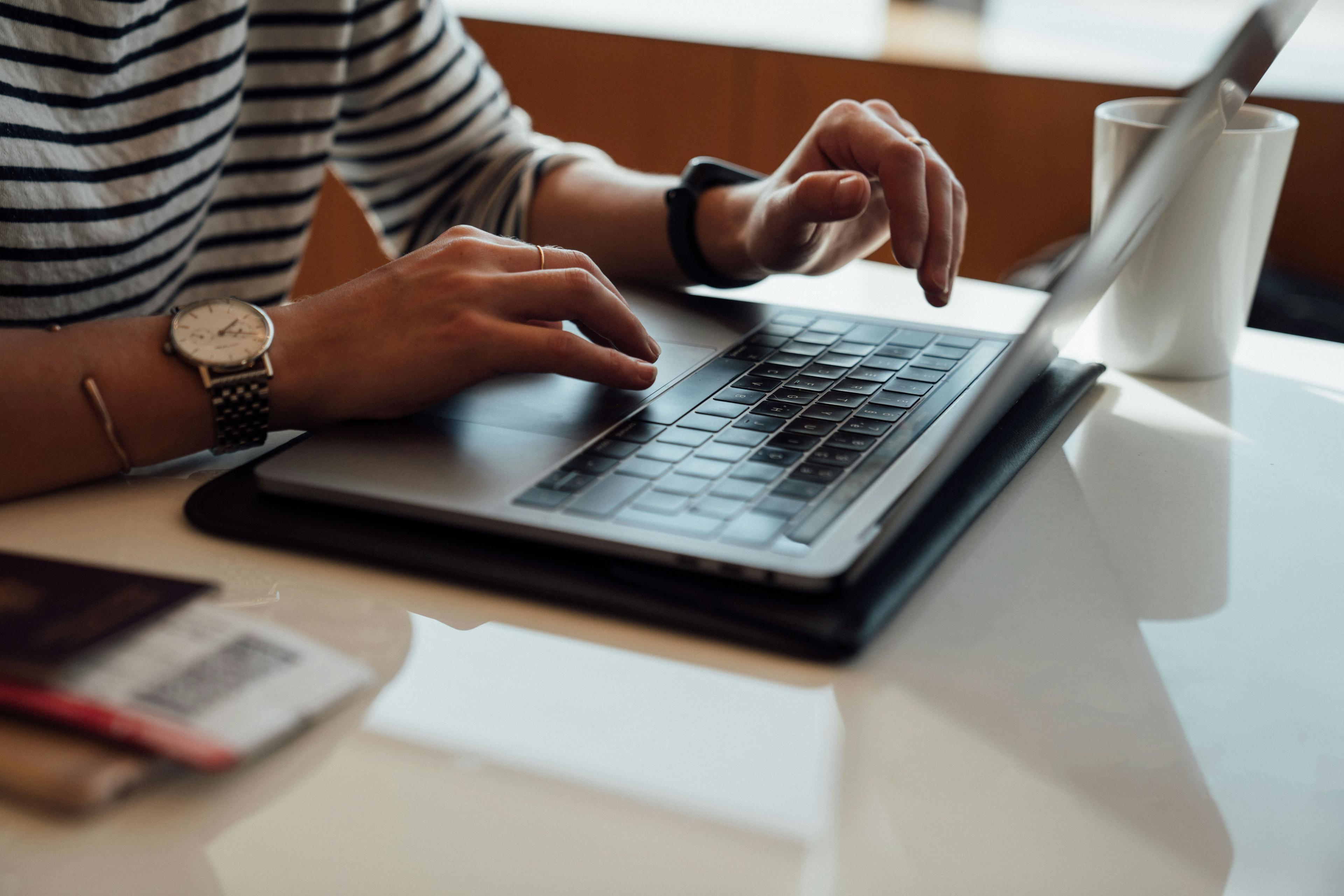 Jak kupić e-winietę przez internet? Poradnik krok po kroku